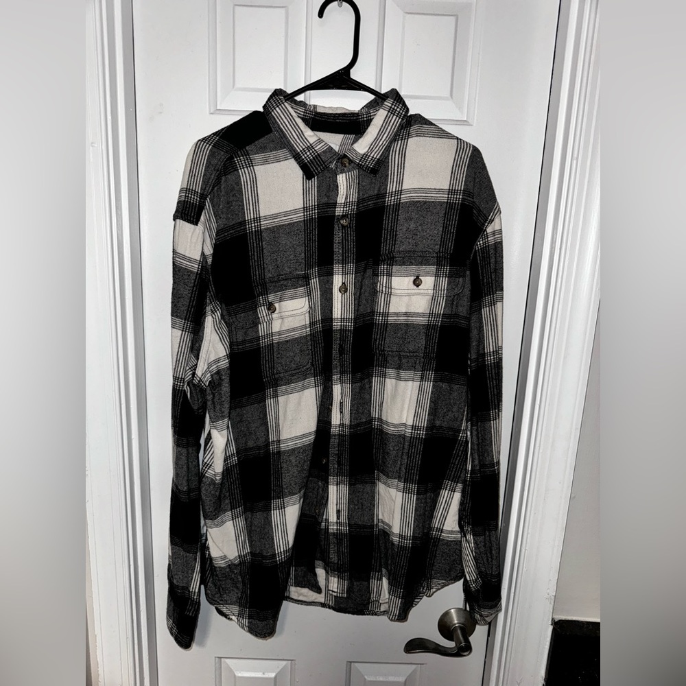 Men’s Old Navy Flannel Button Up XXL